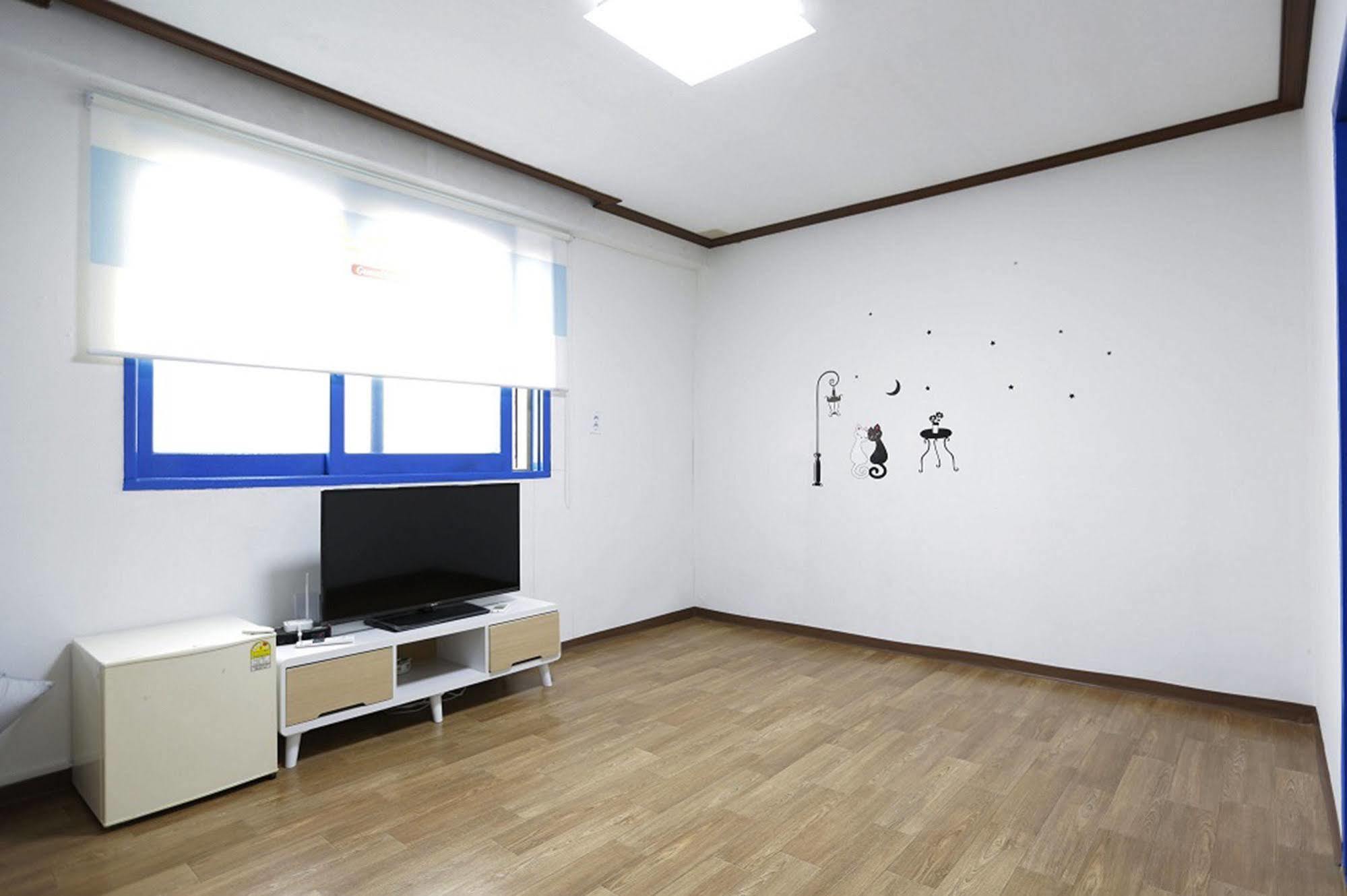 Chunja Guesthouse Gangneung Zewnętrze zdjęcie